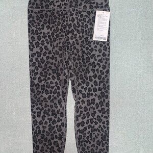 Lululemon NWT Alig High-Rise Pant 25" size 10 True Leopard Black Multi